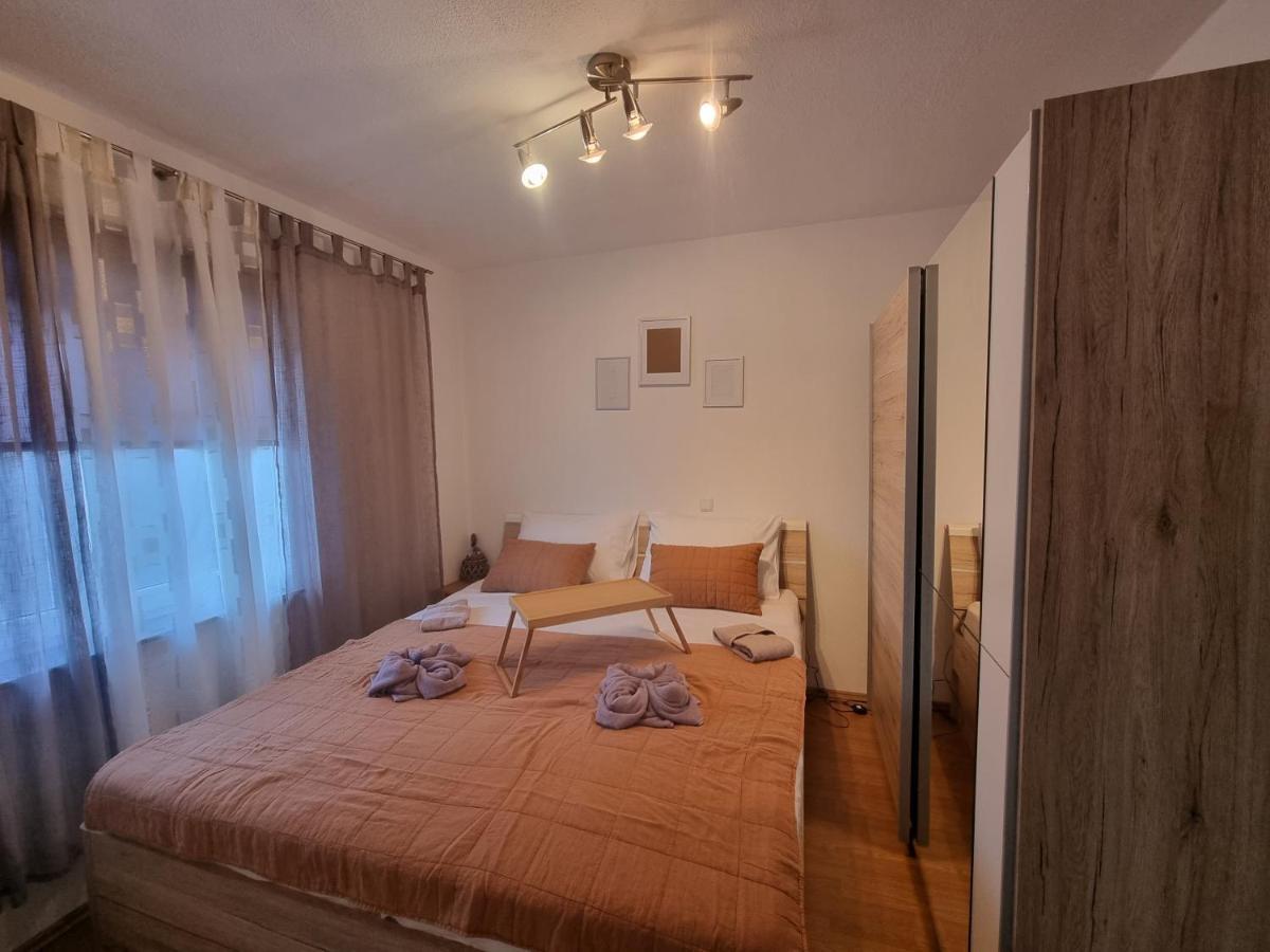 Apartment Niko Сень Екстер'єр фото