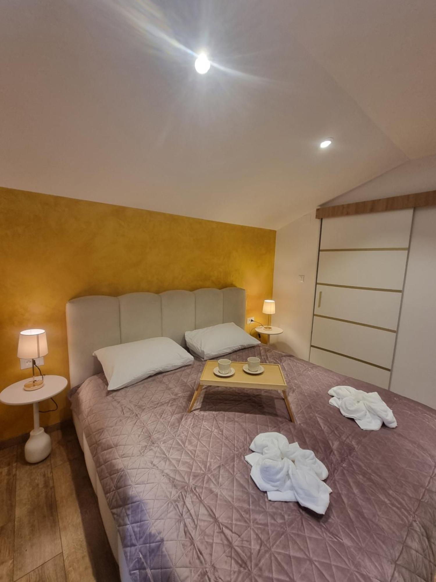 Apartment Niko Сень Екстер'єр фото