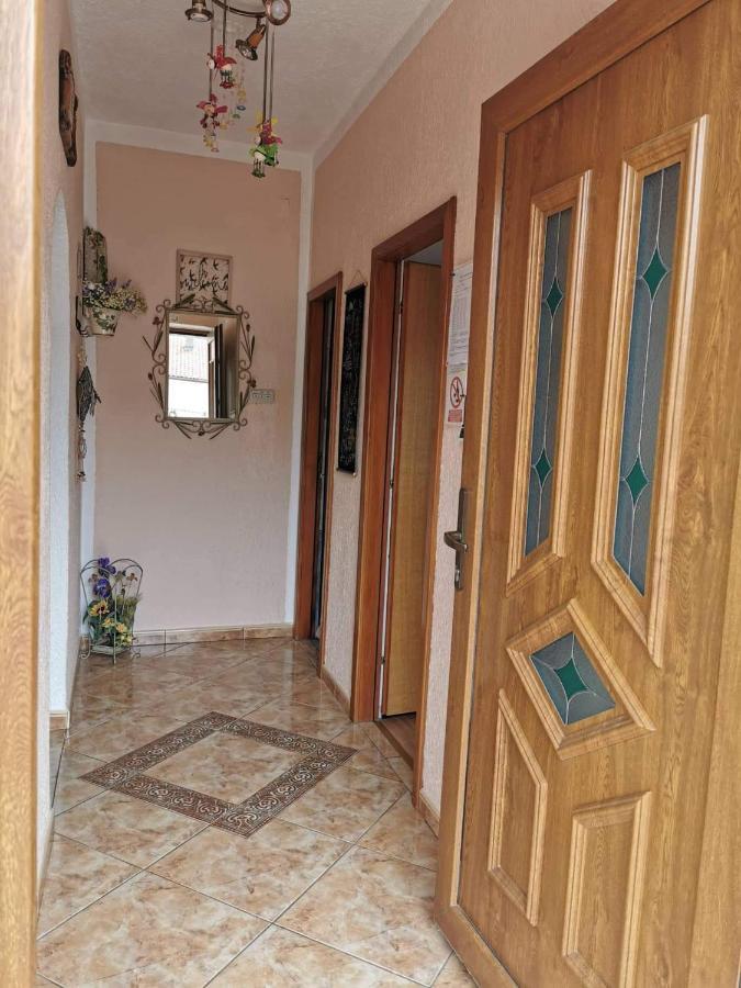 Apartment Niko Сень Екстер'єр фото